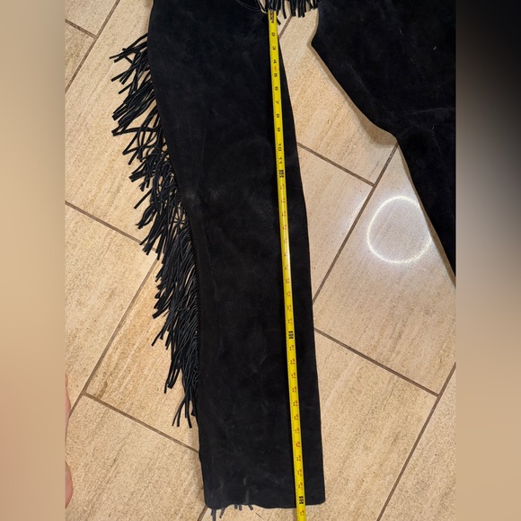 Barnstable Riding Fringed Leather Chaps - See Measurements - Picture 9 of 11